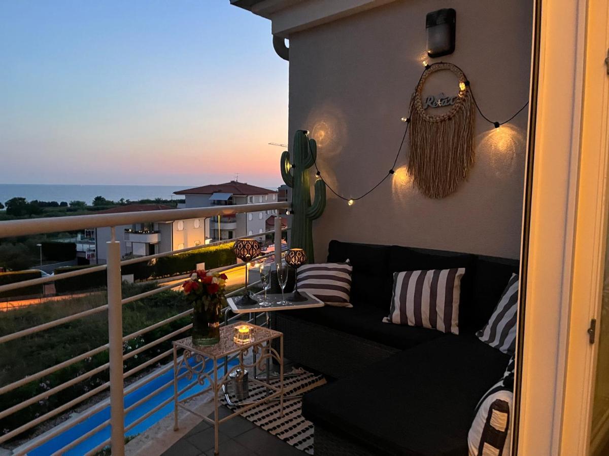 Zuri-Sea Wiev Zambratija  Extérieur photo